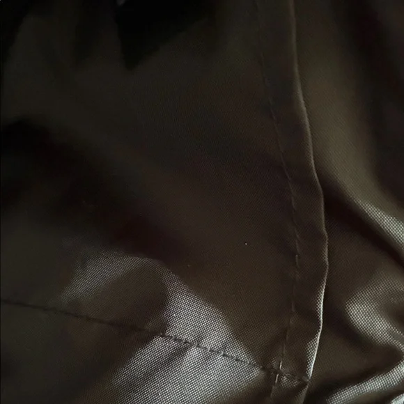 Uniqlo Small Black Crossbody Bag - Picture 4 of 9